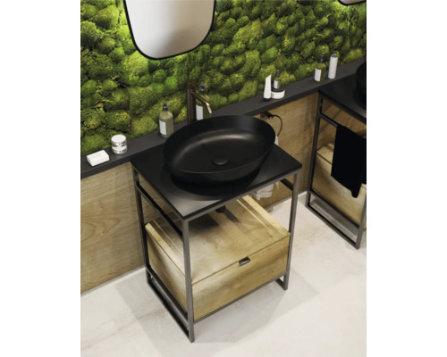 Salle de bains moderne avec vasque à poser noire, meuble-lavabo et tiroir en bois.