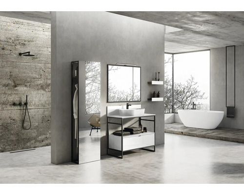 Salle de bain lumineuse avec douche, lavabo, miroir et baignoire au design moderne