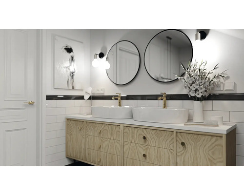 Salle de bains avec meuble-lavabo, deux vasques à poser, miroirs ronds et appliques murales