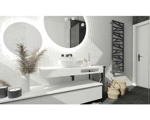 Salle de bain moderne avec lavabo, miroir, radiateur et décoration