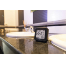 Innenraum-Thermometer zur Messung von Temperatur und Luftfeuchtigkeit im Badezimmer