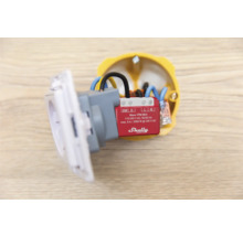 Shelly 1PM Mini Smart Home Relais in Unterputzdose installiert