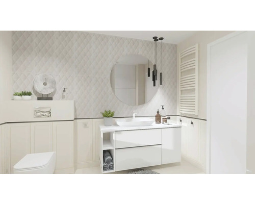 Salle de bain lumineuse avec meuble-lavabo, miroir, radiateur et toilettes