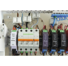 Sicherungskasten mit Shelly-Geräten zur Hausautomation