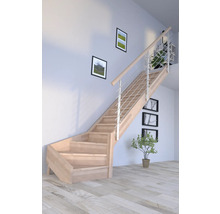 Escalier en bois avec rampe en acier inoxydable dans une pièce lumineuse avec des photos au mur