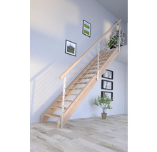 Escalier en bois clair avec rampe en acier inoxydable dans un espace de vie moderne