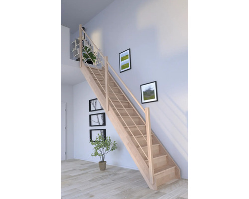 Escalier en bois dans une pièce lumineuse avec décoration