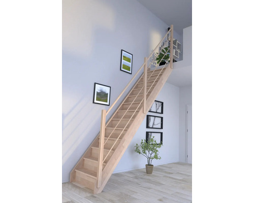 Escalier en bois avec rampe dans une pièce lumineuse