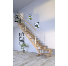 Escalier en bois avec rampe en acier inoxydable dans une pièce lumineuse