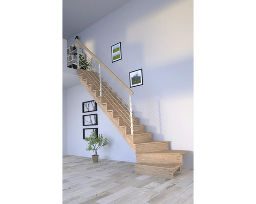 Escalier en bois avec rampe en acier inoxydable dans une pièce lumineuse.