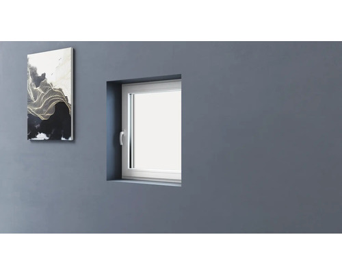 Vue d''une fenêtre en plastique dans une habitation moderne