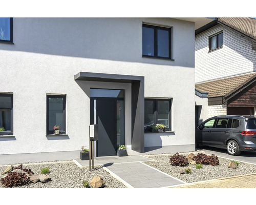 Gutta Vordach BS Plus 200 RAL 7016 200x90 cm inkl. Seitenteil rechts Wasserablauf im Seitenteil Modernes Haus mit Haustür, Vordach und gepflastertem Weg