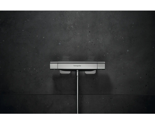 Hansgrohe Logo auf einer Duscharmatur