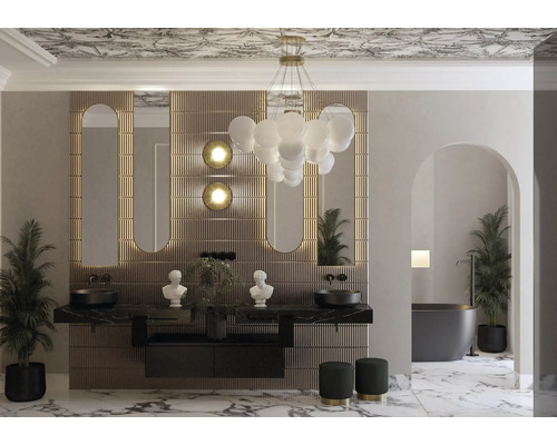 Badezimmer mit Waschtisch, Spiegeln, Beleuchtung und Badewanne für eine stilvolle Badezimmergestaltung