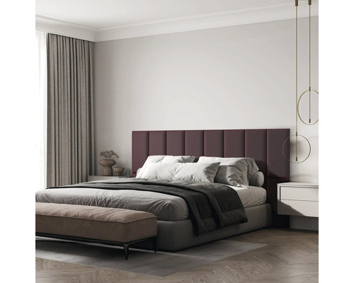 Coussin mural aspect cuir violet aspect velours 30 x 60 cm Chambre avec lit, table de chevet et banc