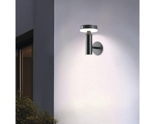 Moderne Wandleuchte aus Metall zur Aussenbeleuchtung