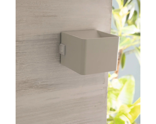 Quadratische Wandleuchte aus Metall für den Außenbereich