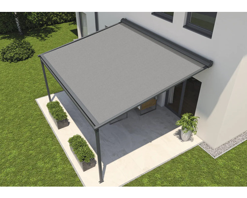 Terrassenüberdachung mit Pflanzkästen auf einer Terrasse