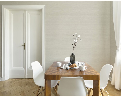 Papier peint clair pour salon avec table à manger et chaises