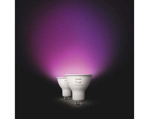 Deux ampoules Philips Hue avec lumière colorée
