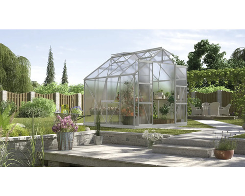 Gewächshaus Vitavia Jupiter 6700 Hohlkammerplatten 4 mm 257x258 cm Aluminium Gewächshaus im Garten mit Pflanzen und Gartenmöbeln