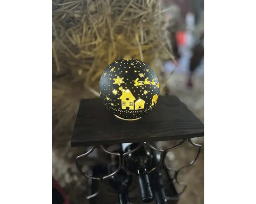 Dekorativer Leuchtball mit Weihnachtsmotiv