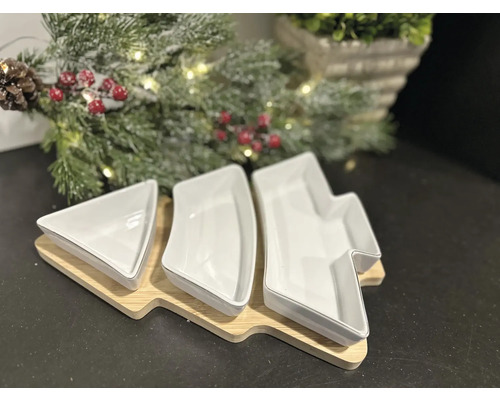 Weihnachtsbaumförmiges Servierset mit drei Schalen
