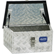 Geöffnete Werkzeugkiste aus Aluminium mit Riffelblechmuster