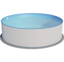 Piscine hors sol ronde remplie d''eau
