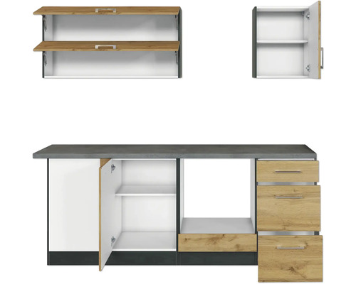 Cuisine linéaire avec meubles bas, tiroirs et éléments hauts