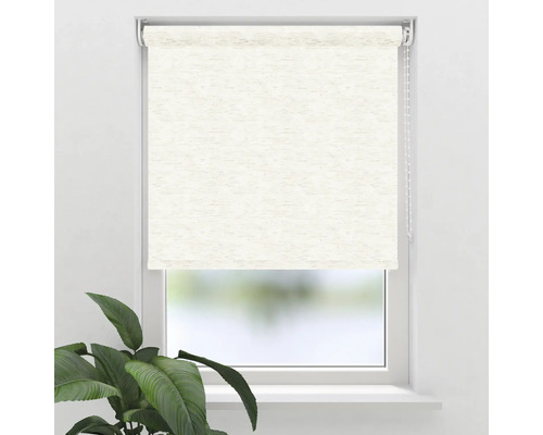 Fenster mit weissem, blickdichtem Rollo