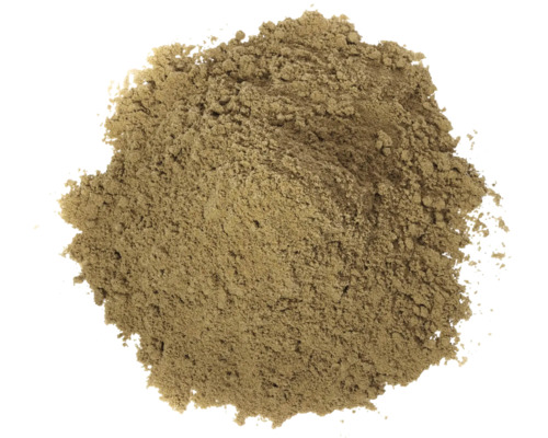 Tas de terre pour les travaux de jardinage