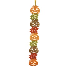 Guirlande avec citrouilles et feuilles comme décoration d''Halloween