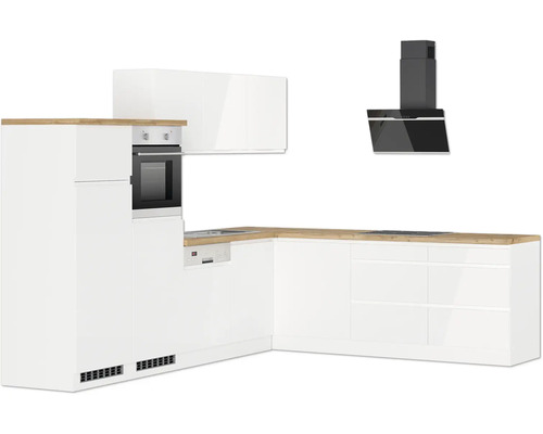 Cuisine avec armoire murale, évier, cuisinière, hotte aspirante et four