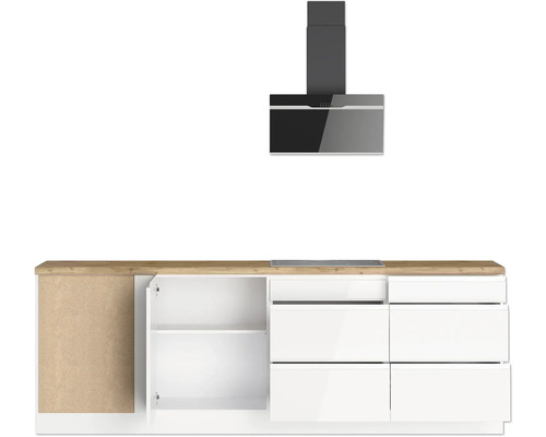 Cuisine linéaire avec hotte aspirante