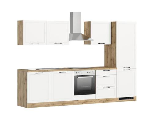 Cuisine complète avec éléments hauts, hotte aspirante, évier, cuisinière et four.