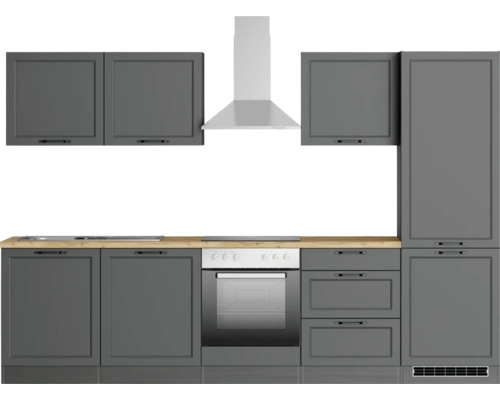 Cuisine équipée avec éléments hauts, hotte aspirante, cuisinière et évier