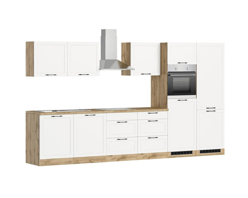 Cuisine équipée avec éléments hauts, hotte aspirante et four encastrable