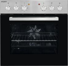 Four encastrable Exquisit avec boutons rotatifs et éclairage intérieur.
