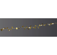 Guirlande lumineuse avec feuilles dorées
