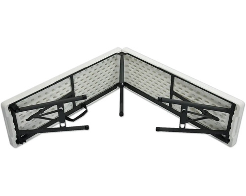 Table pliante repliée avec poignée de transport.