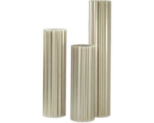 Colonnes décoratives de différentes hauteurs