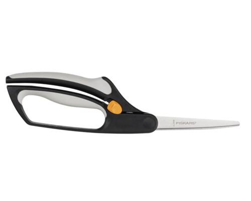 Ciseaux Fiskars avec manche noir et verrouillage orange