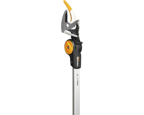 Fiskars PowerGear X Ébrancheur UPX82 avec manche télescopique