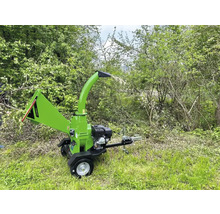 Broyeur de branches en extérieur