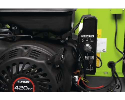 Vue détaillée d''un moteur Loncin 420cc avec interrupteur d''allumage