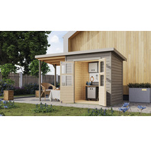 Abri de jardin avec portes ouvertes, établi et outils