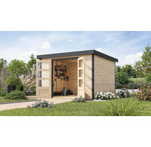 Abri de jardin en bois avec portes ouvertes et outils au mur