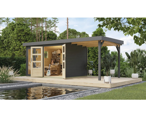 Abri de jardin Karibu Laharo 5 avec extension de toit de 2,4 m 554 x 262 cm gris Abri de jardin moderne avec terrasse et portes doubles ouvertes, équipé d''un établi et d''une guitare.
