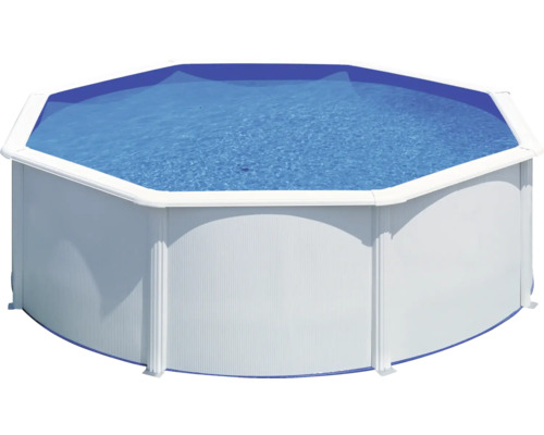 Piscine hors sol remplie d''eau